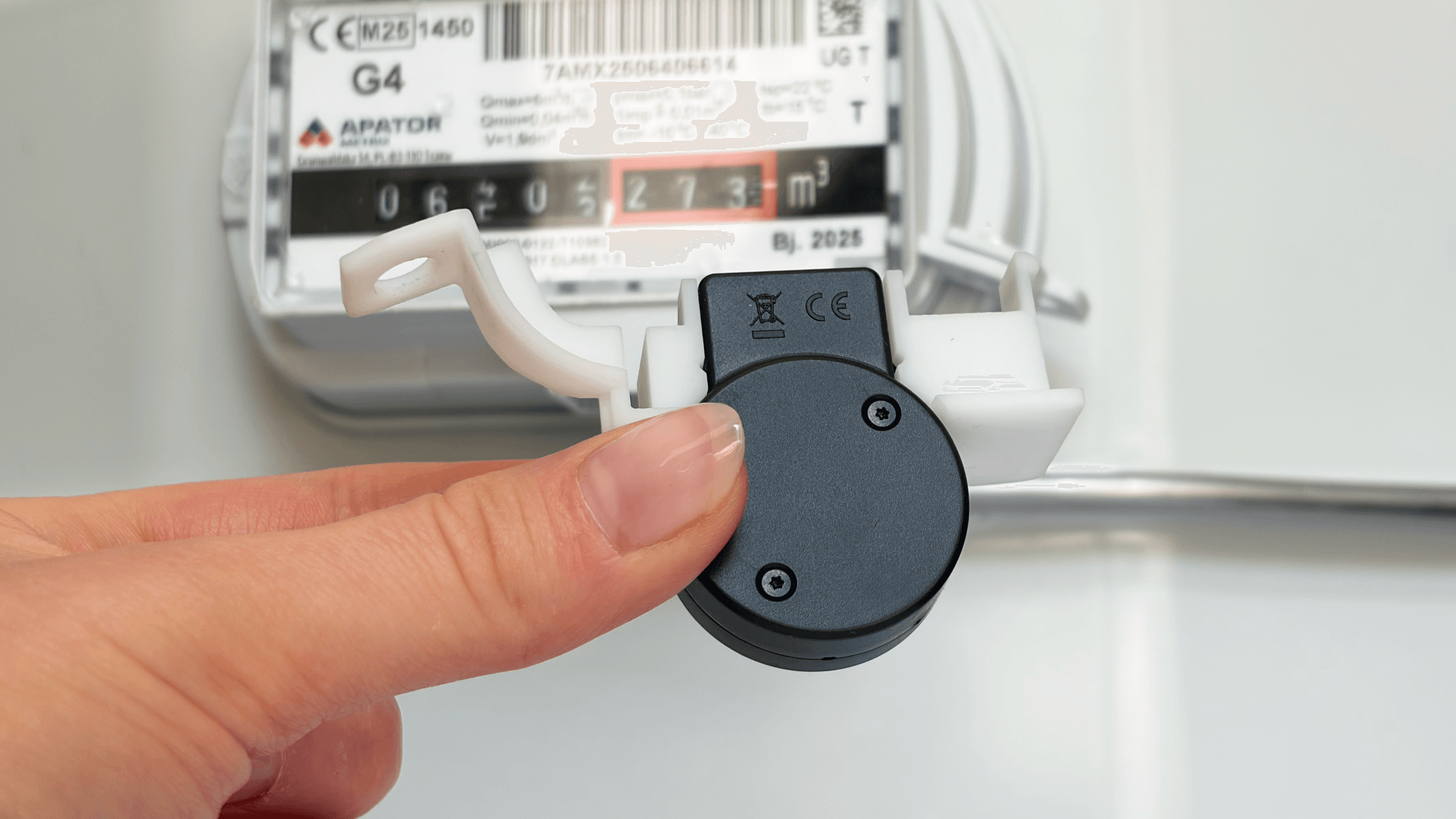 Insert the gasleser in the adapter