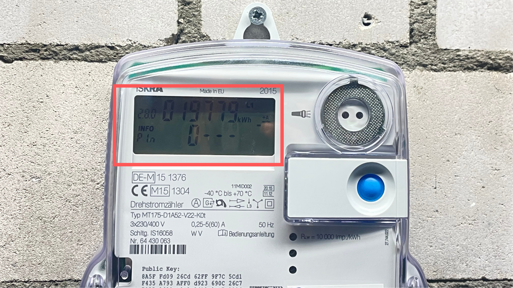 Electricity meter unlocked in advanced mode